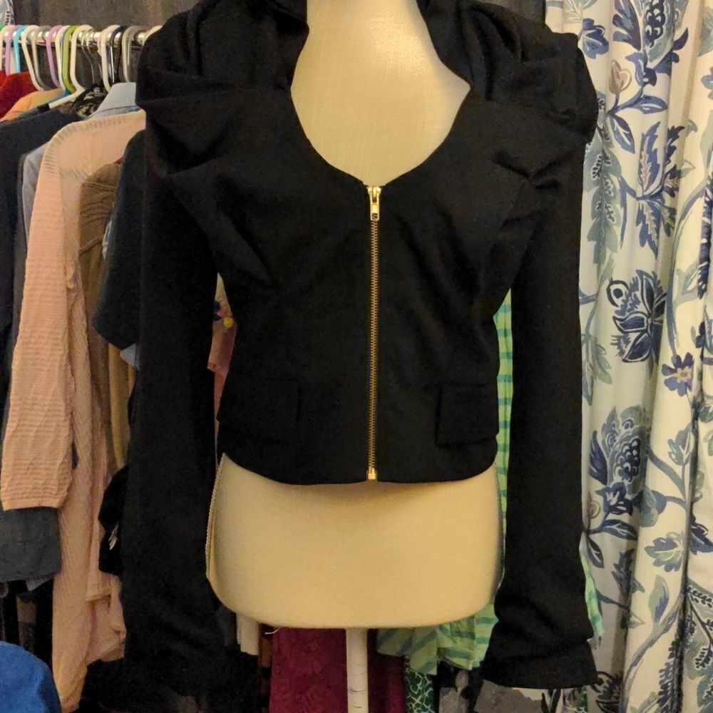 ‎aryn K. Black jacket